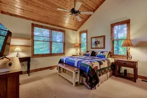 Stunning Views From This Three Bedroom Home - Big Bear Lodge - Image 4