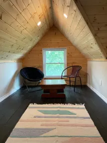 Spacious house, 5 min walk to downtown- cafes, restaurants, and pubs - Image 5