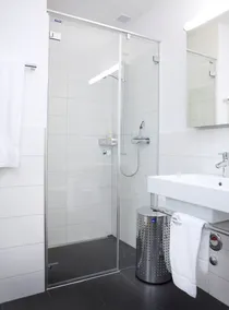 RELOC Serviced Apartments Wallisellen 16 - Image 2