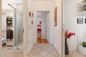Apartamento 'Das Rote Haus' con vistas a la montaña, balcón y Wi-Fi - Image 5