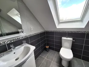 Terraced Country House Near Sea - Image 3