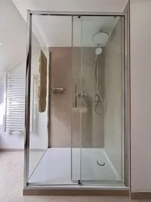 Cozy 2-room apartment with kitchen and bathroom - Image 3