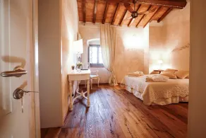 I Tebaldi - Eight Bedroom Villa, Sleeps 18 - Image 1