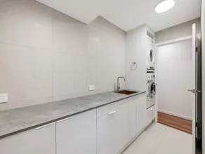3 Moffat Beach Holiday House - Image 2