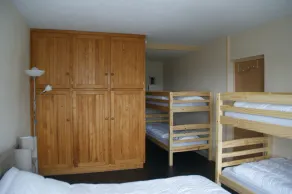 10-room apartment at the foot of the slopes, resort center - Image 3