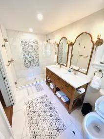 Close to beach! Botanical garden in the backyard! Beautiful pool! A+ location!! - Image 3