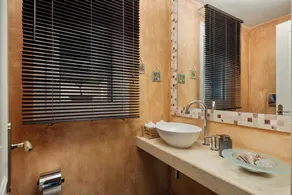 Villa Regina Rossa is a large villa with stunning sea views and a heated pool - Image 2