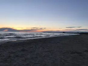 Only Aug 22-29 LEFT this Summer! Sauble Beach Cottage– 10 Min Walk to the Beach - Image 5