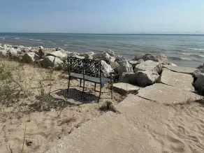 Large Unique & Artistic Lake Michigan Beachfront House with Awesome Game Room - Image 5