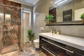 Villa with private pool, own crossfit gym, billiards - Image 3
