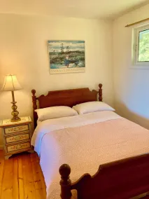 Sandy Beach, No Bank, Ocean Front Cottage - Image 4