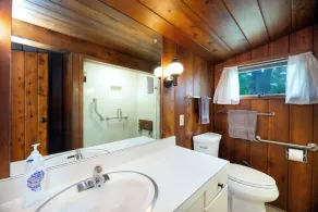 Big Glen Lake – Privater Buchtenbereich mit 4 Schlafzimmern - Image 2