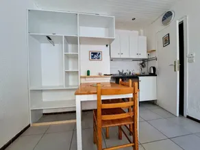 Comfortable studio close to the shops and oceans - Image 5