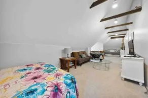 The Village Townhouse - 5 BR - Image 5