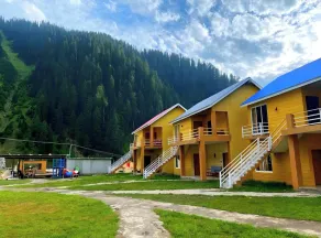 Village Inn Naran - Image 4