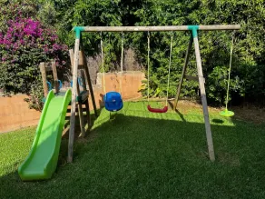Villa Exclusivo Grande com Piscina Privativa e Vista Para a Montanha - Image 3