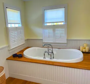 Heart of East Hampton Village with Outdoor Kitchen - Image 2