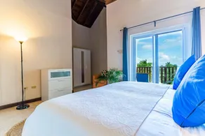 Hospitality Expert CB3: Pool, Beach & Chef - Image 5