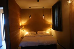 Wellness Retreat with Private Hot Tub - Image 5