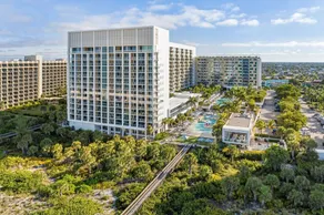 Marriott Crystal Shores, Two Bedroom, Fully-equipped Villas - Image 3