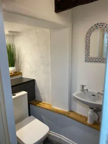 Pet friendly cottage in lovely seaside village perfect for swimmers and walkers - Image 5