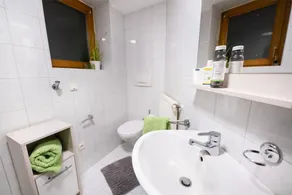 Lovely vacation apartment for active people and those seeking peace and quiet in Silandro/Schlanders. - Image 2