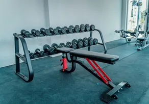 3 BEDROOM APARTMENT WITH POOL AND GYM - Image 3