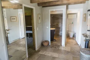 Eine authentische Scheune aus weißem Stein, renoviert für 4 Personen, mit Kamin - Image 4