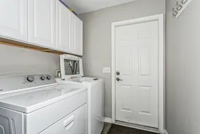 1941 Coral Island Rd - Image 2