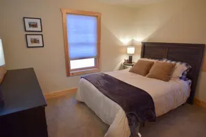 Custom Built Luxury Cabin on 2.5 Acres, 10 Mins to Windham & Hunter Mountains! - Image 5