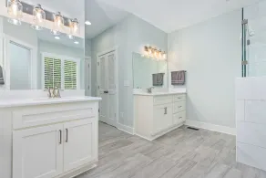 Bella Lago by Lake Martin Vibe - Image 3