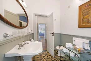 Pet-Friendly Apartment Quadrilocale Camelot with Mountain View, Balcony & Wi-Fi - Image 3