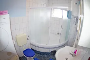 Villa mit privatem Pool im Dorf Juršići - Image 4