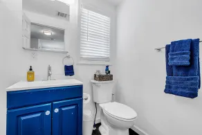 Highly Rated Beach House Blocks to Beach & Main St 6 Badges, Patio, Grill - Image 3