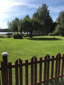 Smukt hus ved søen - Image 4