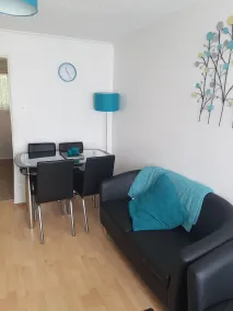 Nyrenoveret 2-værelses hytte i en fantastisk beliggenhed - Image 4