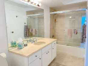 Luxueux luxe somptueux décontracté Vivre! Rare condo à moyen terme Marina del Rey! - Image 2