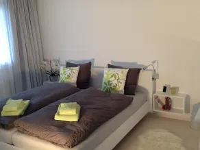 Apartamento luminoso y moderno en una zona tranquila en las montañas de Davos - Image 3