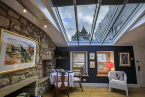Deluxe double room with views of Falkland Palace - Image 4
