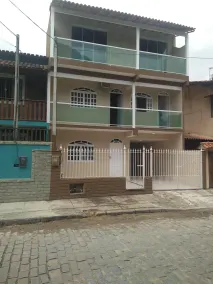 Three-story house, recently renovated, excellent location. - Image 5