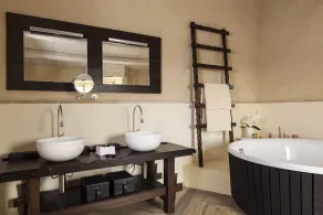 Villa Palmento-restored winery with heated pool in 24 acres - Image 3