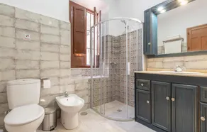 Lovely Home In Padul With Wifi - Image 2