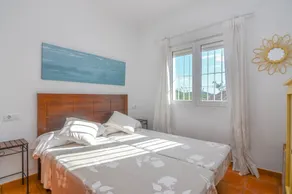Villa mit Pool im ibizenkischen Stil. Fragen Sie nach Angeboten für einen längeren Aufenthalt - Image 5