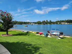 Island's Sunset Gold Guest Room on Beautiful Lake Murray, Permit #2500877 - Image 3