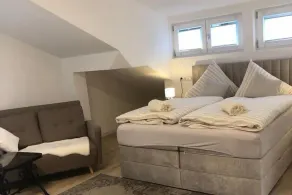 Vacation apartment (63 m²) for up to 4 people. Living room with sofa bed, kitchenette, separate bedroom, terrace - Image 5