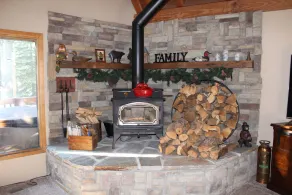 Tahoe Donner Retreat w HOT TUB; Family Friendly-4 lit / 2 salles de bain dans une rue calme. - Image 2