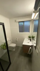 Great location! Just a 4 minute walk from Tideways Beach - Image 2