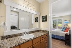 1337 Laurel Grove home - Image 3