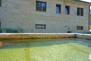 Valley House - Image 2