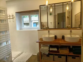 COTTAGE MIT CHARME KLASSE 3 STERNE MIT BEHEIZTEM POOL - Image 3